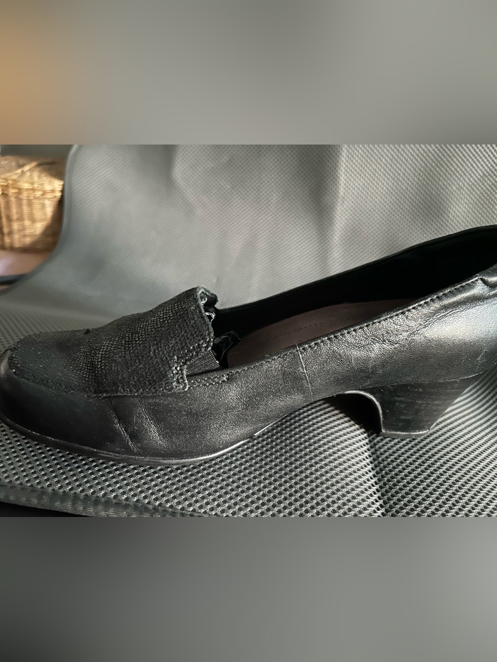 Black Slip-On Leather Clark’s